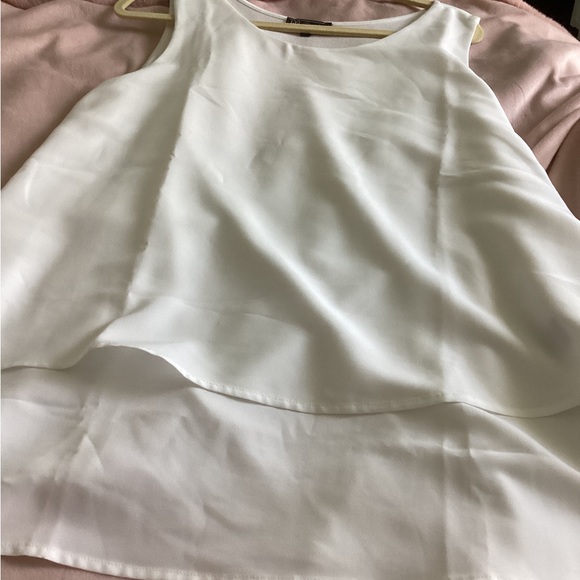 Layered tank. - Picture 1 of 7